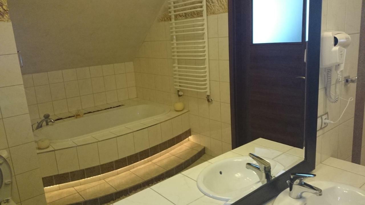 Dworek Anna Hotel Podgora Szoba fotó